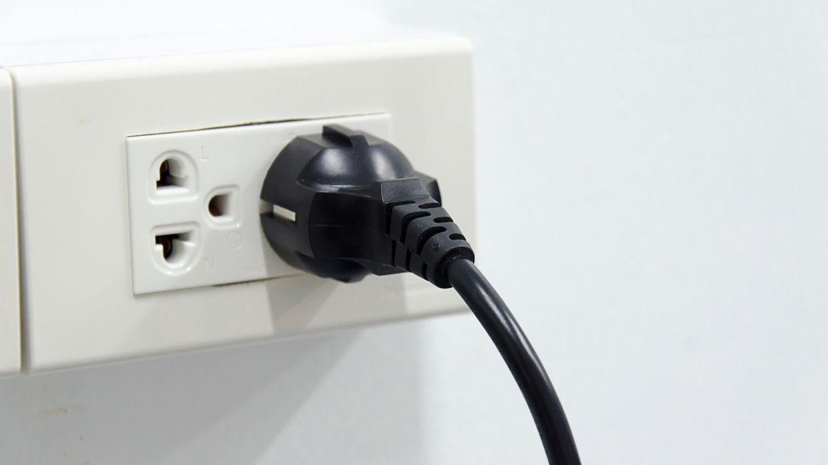 Kiểm tra dây điện của máy nén