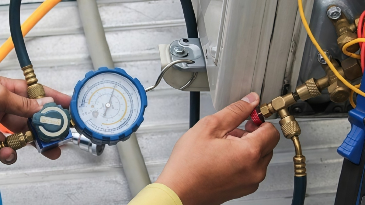 Dùng thiết bị dò gas chuyên dụng