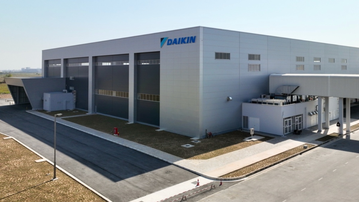 Máy lạnh Daikin bán tại Việt Nam được sản xuất ở đâu?