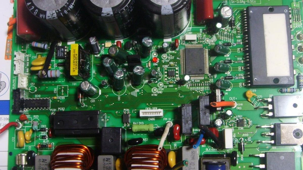 Board mạch điều khiển gặp sự cố