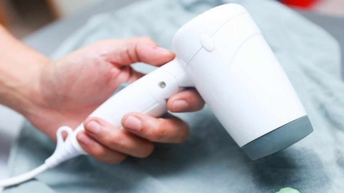 Trường hợp không nên tiếp tục sử dụng máy sấy tóc