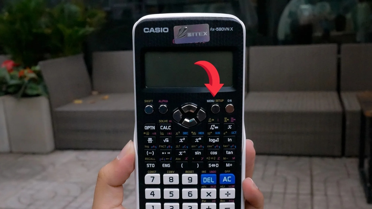 Có nút MODE trên máy tính Casio 580 không?