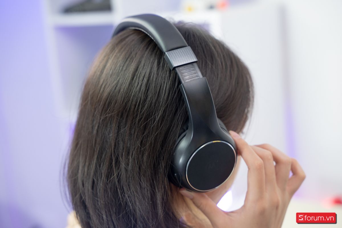 Ambient Sound giúp nâng cao cảnh báo khi chạy bộ hoặc đang ở ngoài đường