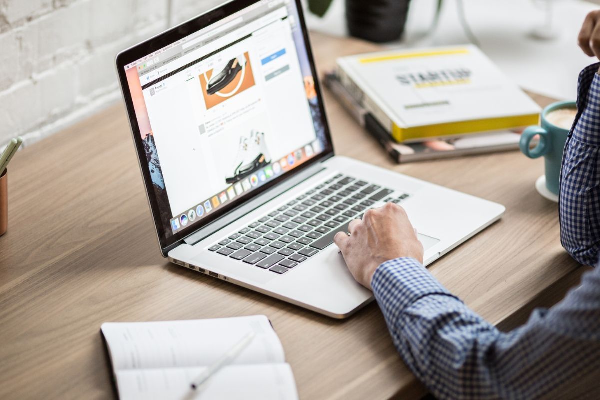 Những nguyên nhân laptop bị nóng khi chơi game