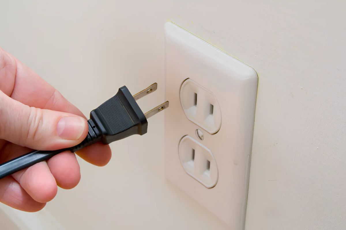 Có nên sạc xe máy điện qua đêm? Lưu ý khi sạc xe điện qua đêm-30