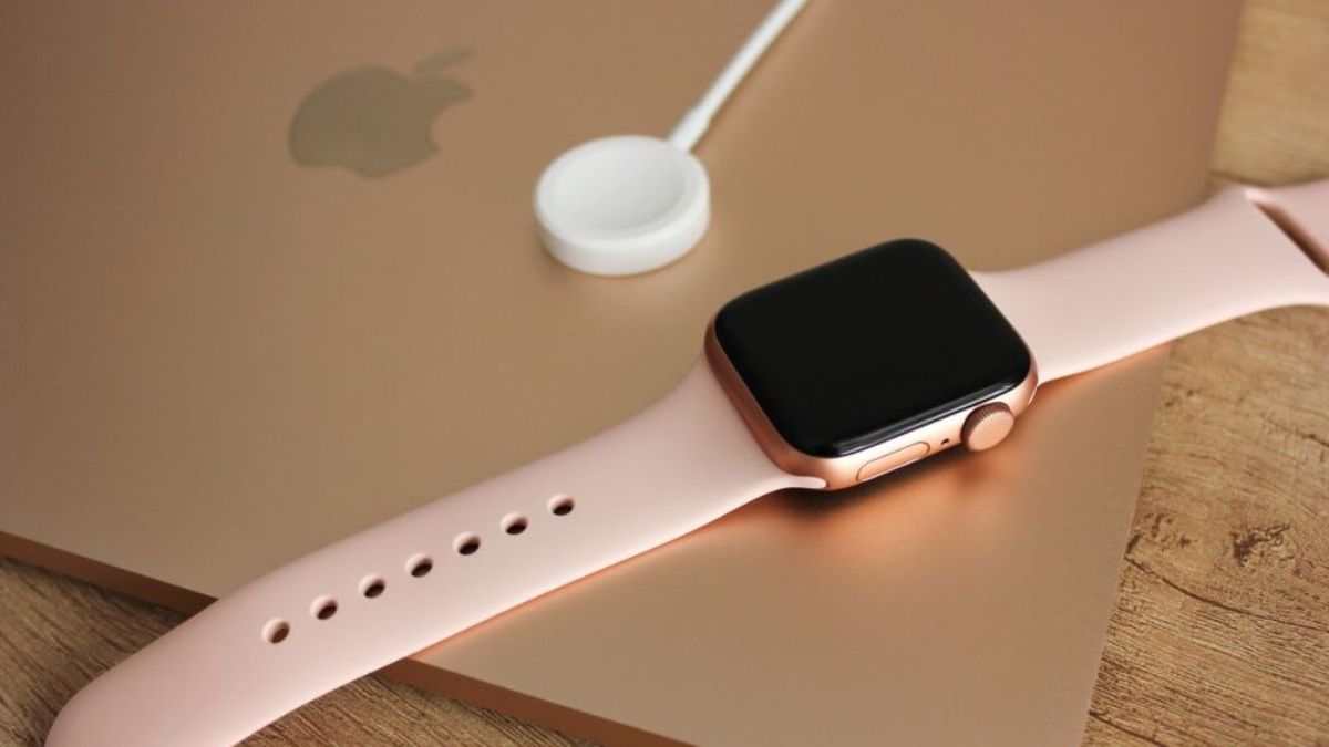 Con gái đeo Apple Watch màu nào đẹp? Gợi ý theo phong cách Con gái đeo Apple Watch màu nào đẹp? Gợi ý theo phong cách