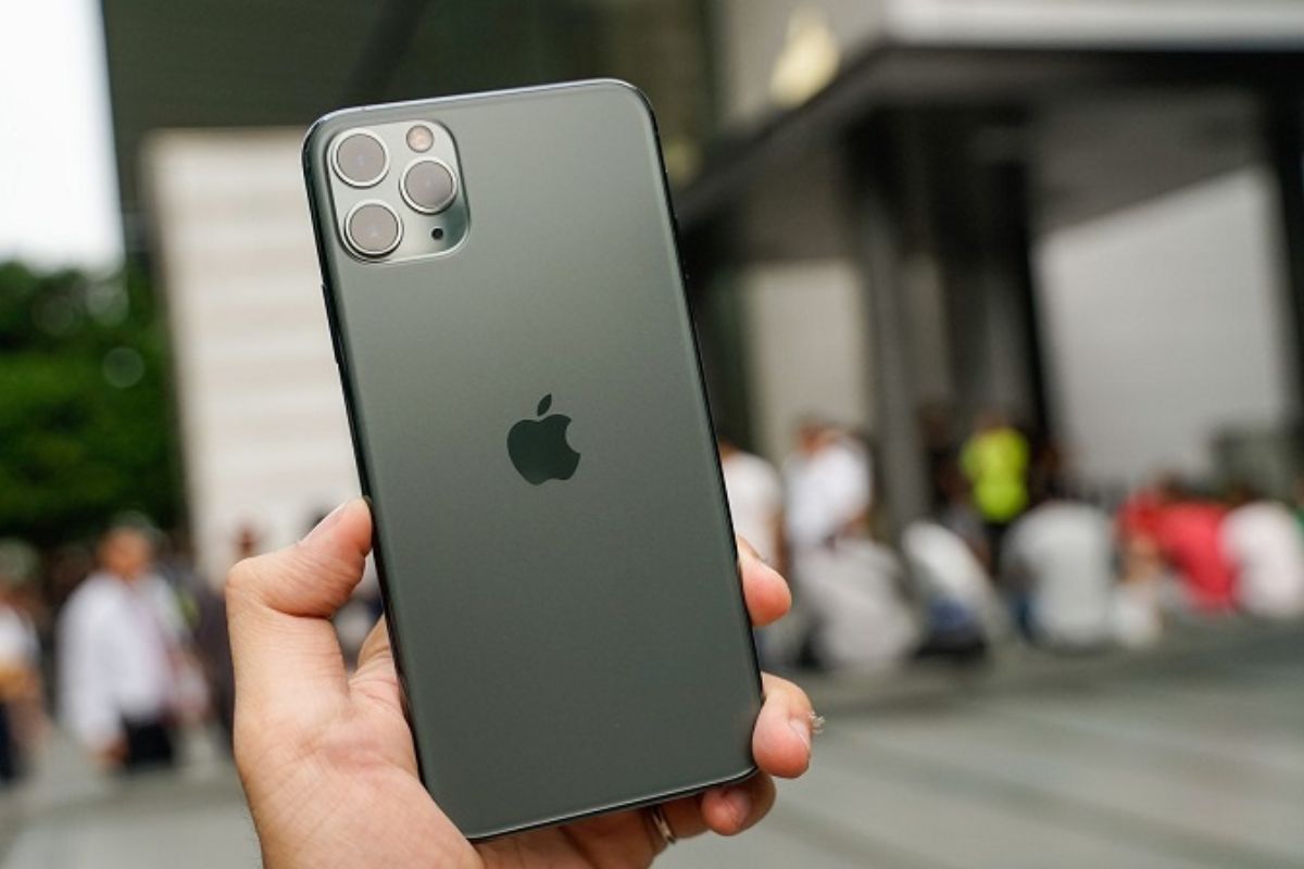 iPhone 11 Pro Max sở hữu màn hình OLED 6.5 inch
