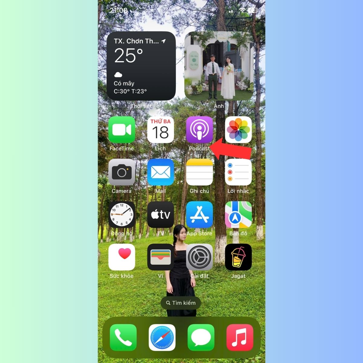 Mở ứng dụng Cài đặt trên iPhone