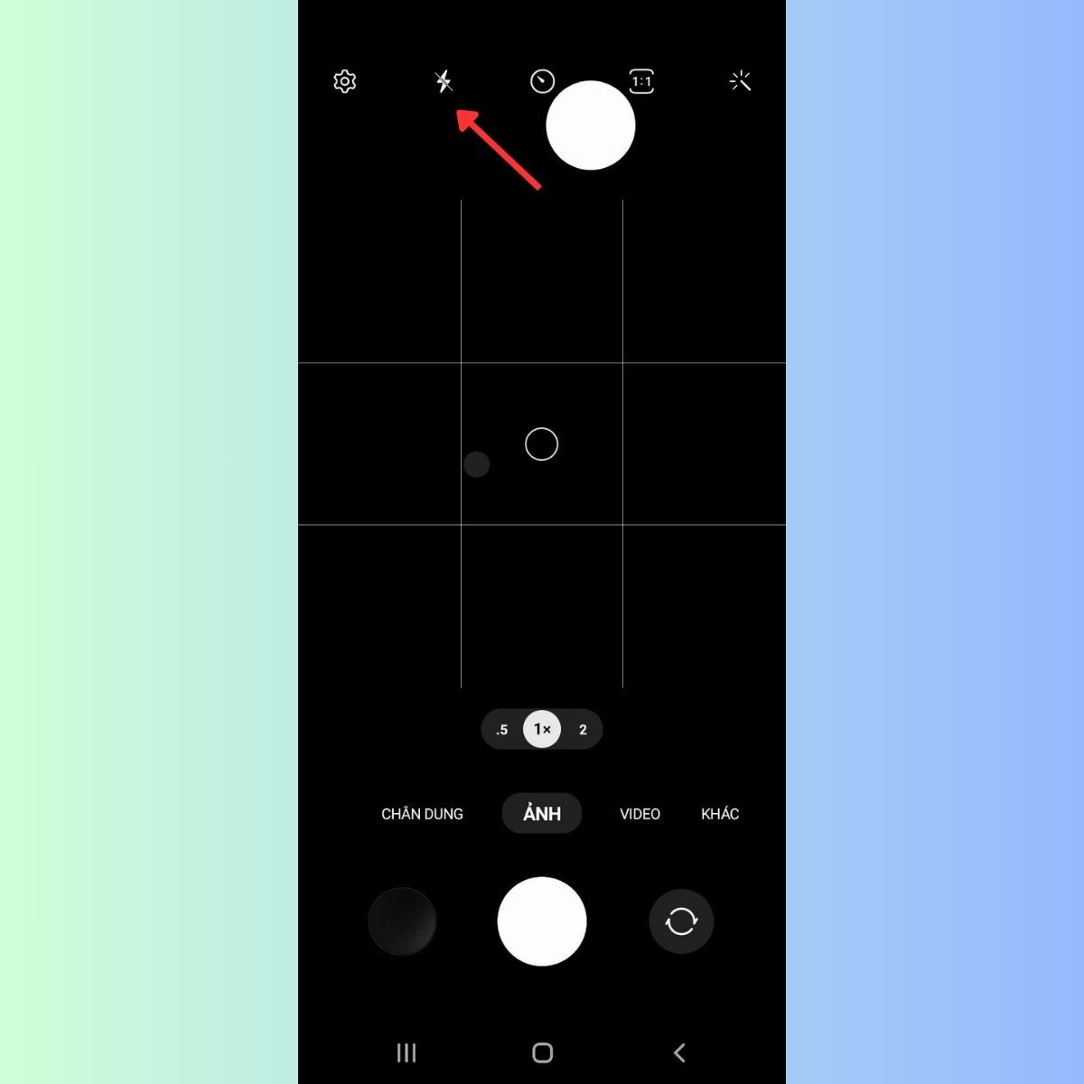 Kiểm tra cài đặt đèn pin trên điện thoại Samsung