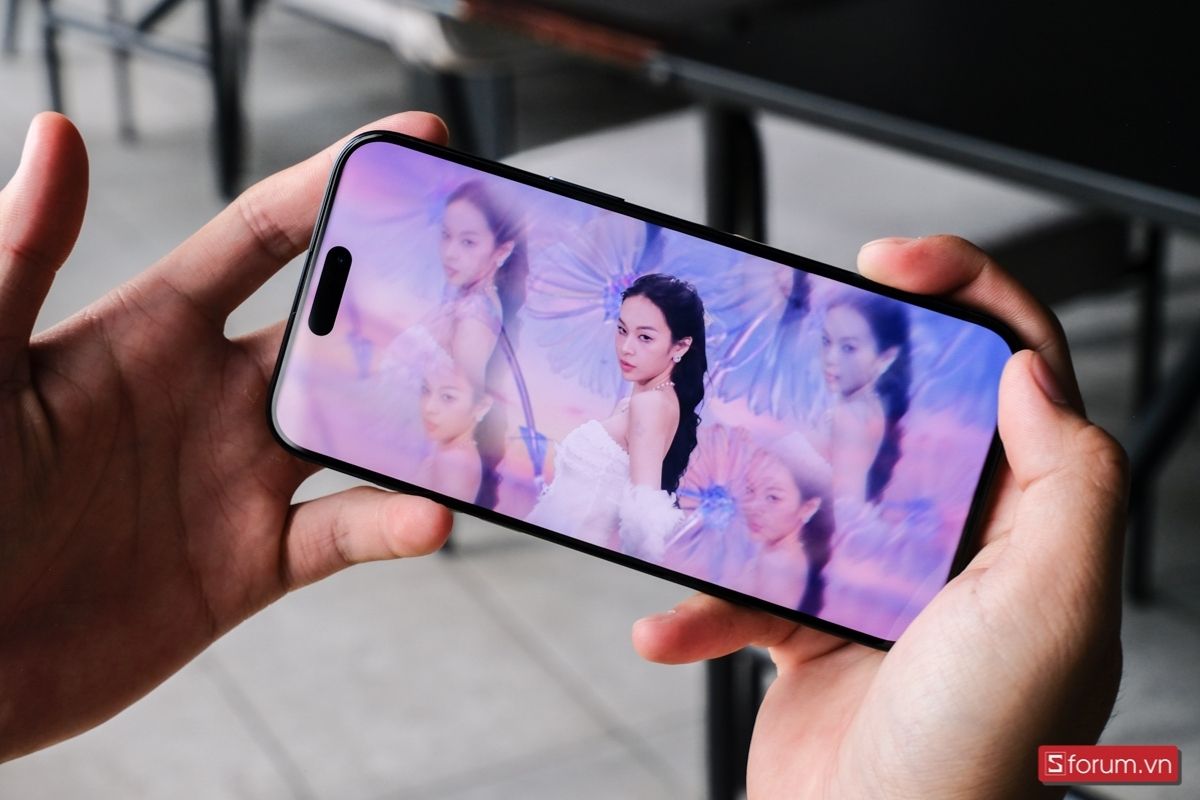 Kích thước iPhone 15 bao nhiêu inch