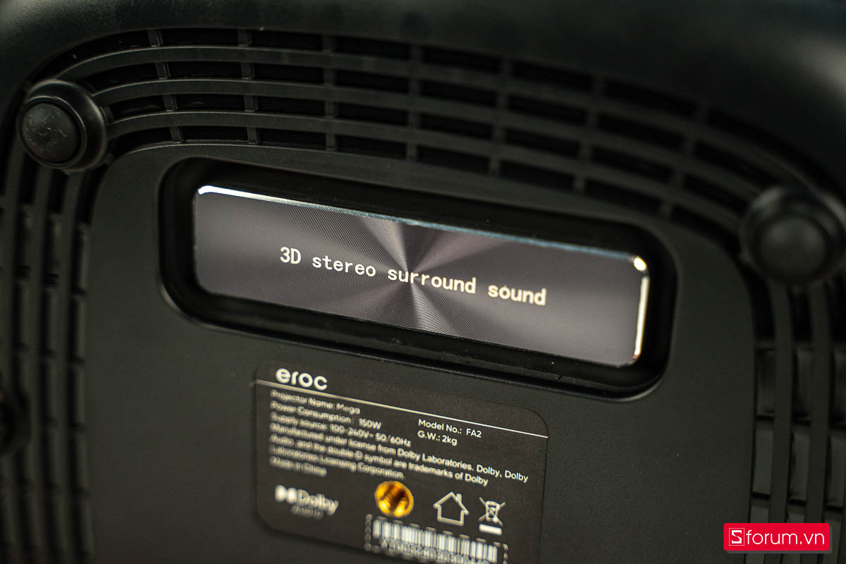 Eroc Mega nên đặt trên mặt bàn để loa sub 3D Stereo Sound Surround dội âm bao phủ hơn