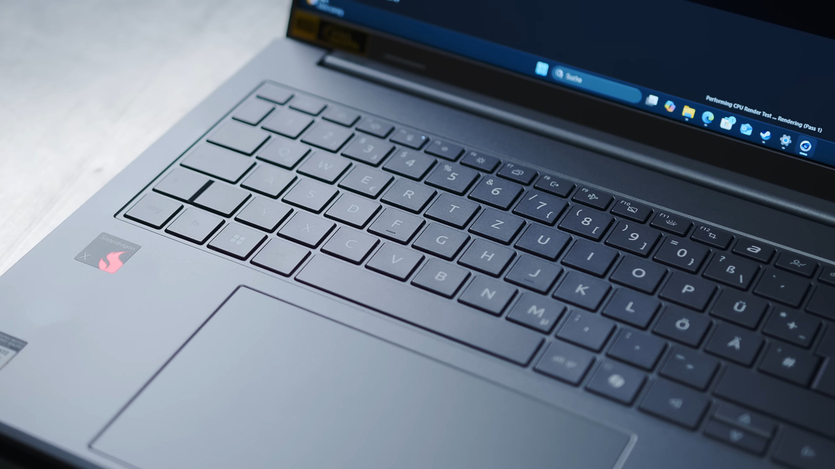 Cụm bàn phím và touchpad ở mặt C của Acer Aspire 16 AI