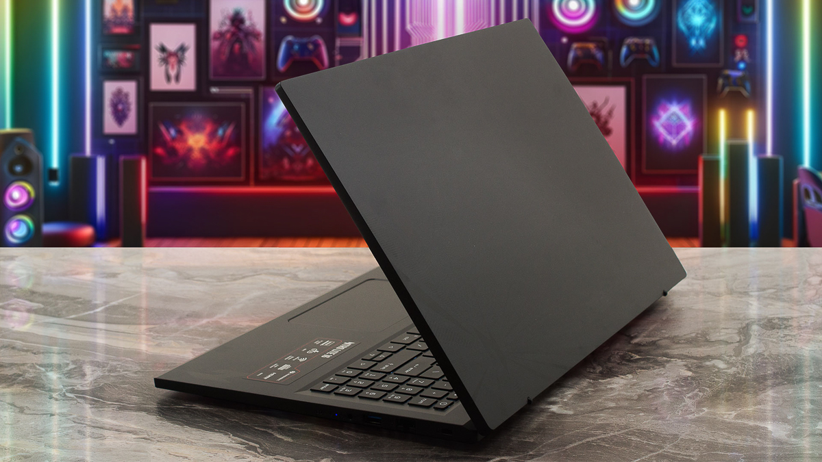 Acer Nitro Lite 16 hợp cạ với những anh em IT, game thủ low-key hơn