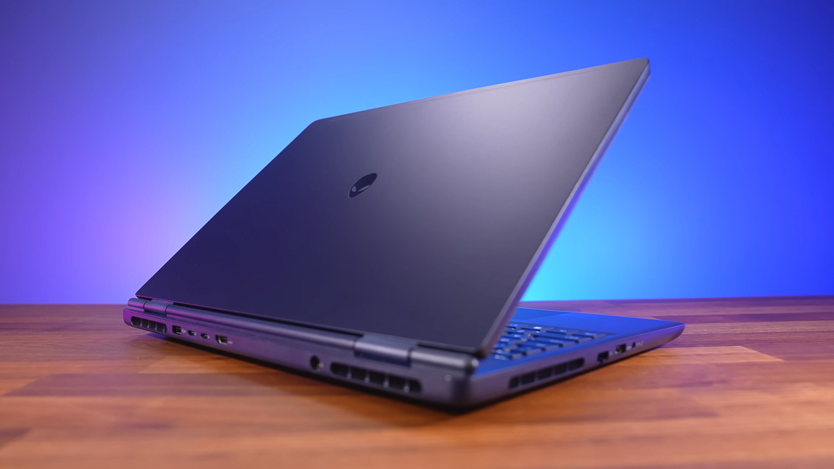 Đánh giá Alienware 16 Aurora: Phần cứng đẳng cấp, nhưng khó mà bù đắp cho RTX 5060 80W