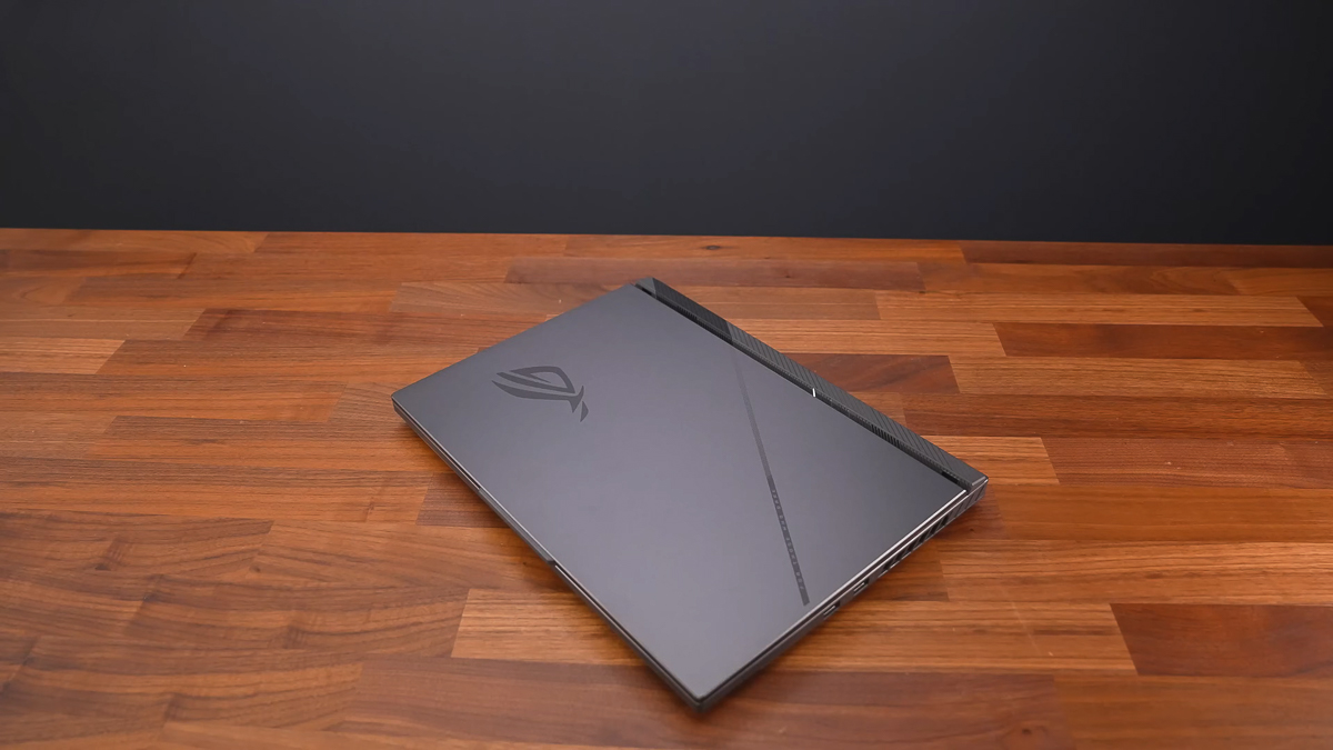 Đánh giá ASUS ROG Strix G16 G614 2025