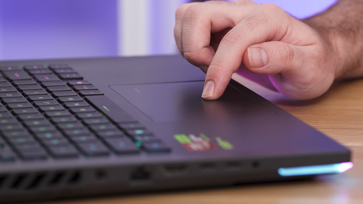 Cảm giác sử dụng touchpad rất sướng