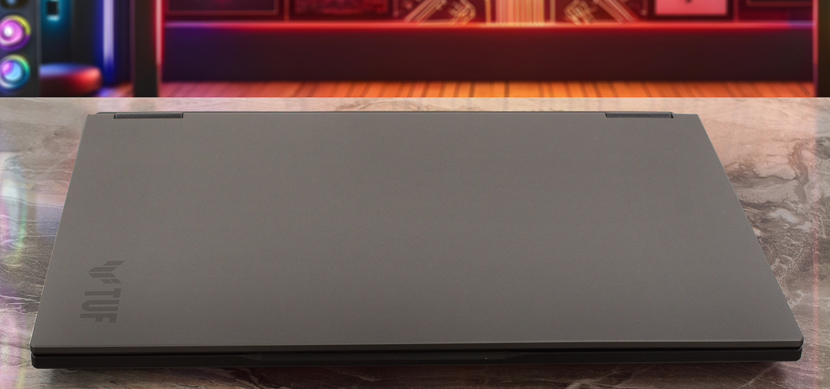 ASUS TUF Gaming A16 2025 sở hữu một vẻ ngoài thanh lịch và tối giản đến mức khó tin