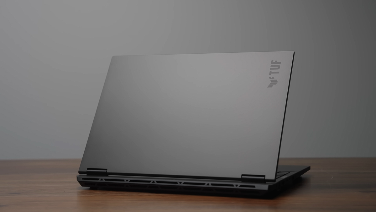 Đánh giá ASUS TUF Gaming A16 2025: Hiệu năng chơi game "max ping" FullHD, pin trâu 14 tiếng, bền bỉ dùng lâu dài