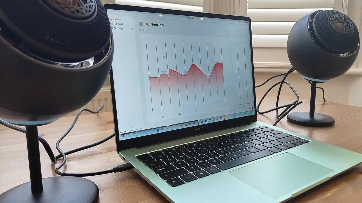 Đo biểu đồ âm thanh của loa Creative Pebble Nova