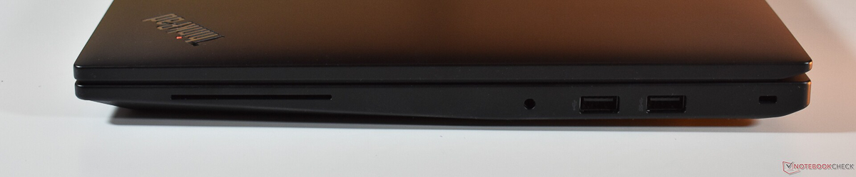 Cạnh sườn phải của Lenovo ThinkPad L16 Gen 2