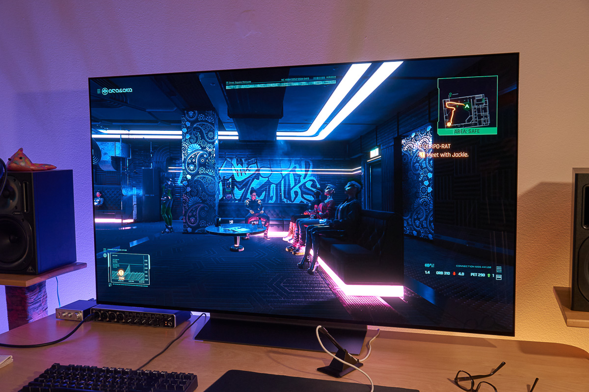 Chơi game Cyberpunk 2077 với thiết lập đồ họa HDR cực đẹp