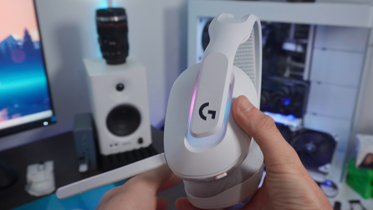 Logitech G522 Lightspeed trang bị các mô-đun âm thanh độc lập