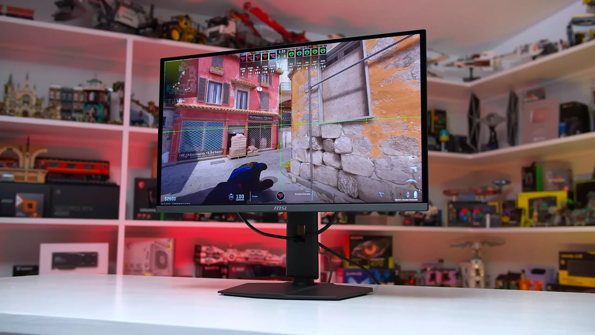 MSI MAG 272QP QD-OLED X50 mang lại khả năng hiển thị từng điểm ảnh xuất sắc, gam màu rộng và độ tương phản ấn tượng