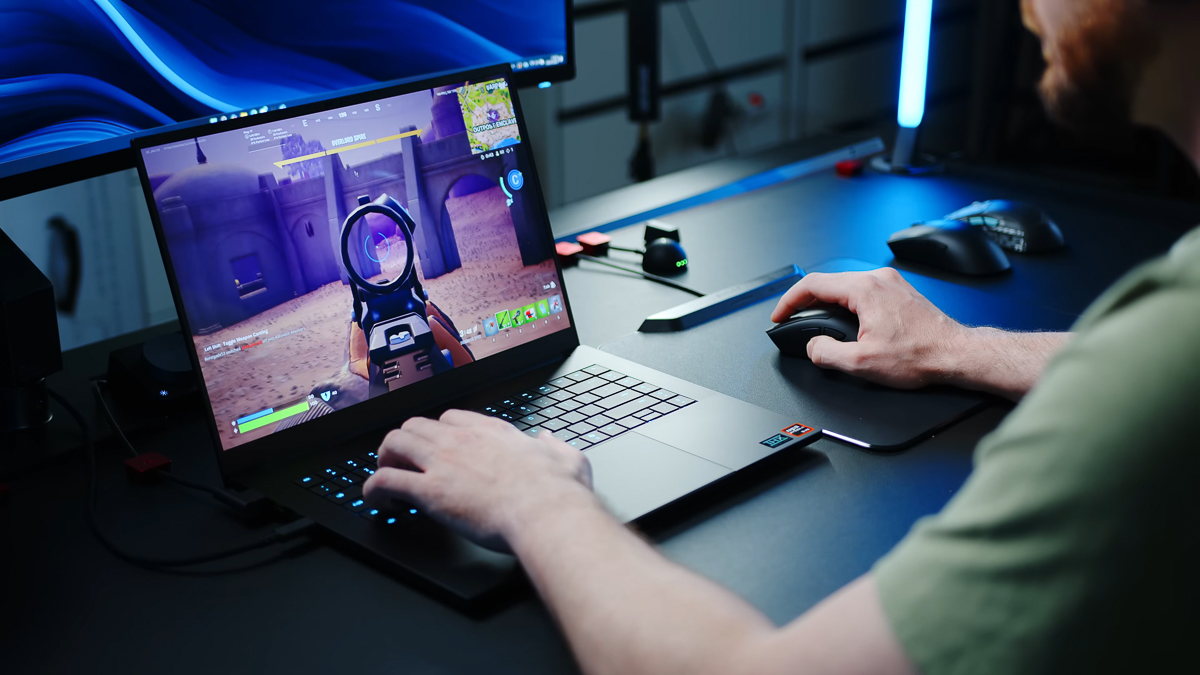 Các pha giao tranh trực diện với người chơi khác trong tựa game Fortnite rất nhanh và chính xác