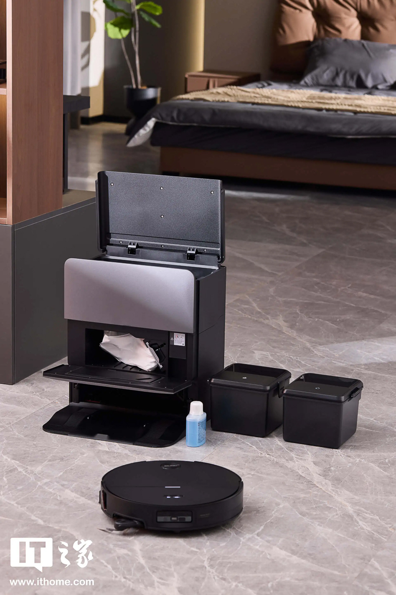 Trạm dock của Roborock G30S Pro làm sạch vượt trội