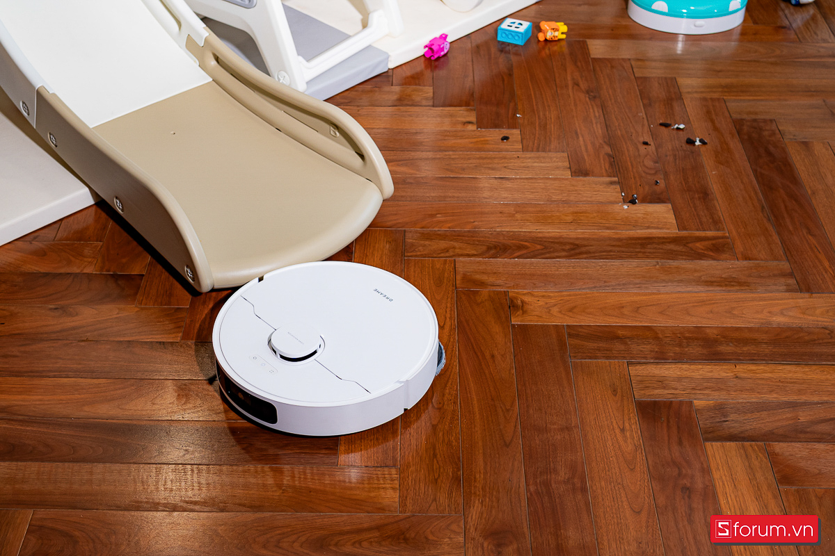 Nếu tăng cường hiệu suất làm sạch và tăng tốc cho robot để rút ngắn thời gian lau dọn, chắc chắn là sẽ có tiếng ồn đáng kể