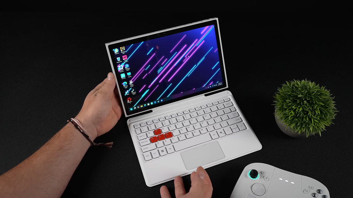 Abxylute 3D One trở thành một chiếc laptop nhỏ gọn