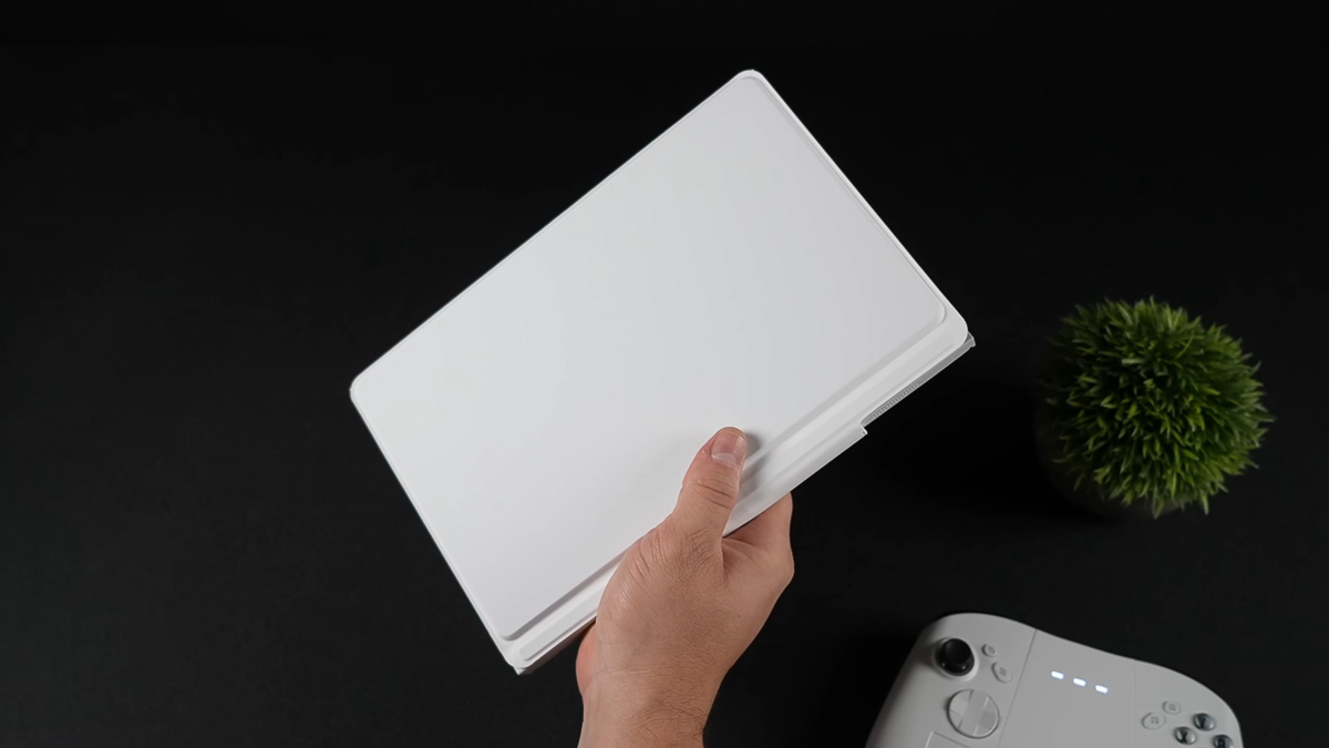 Gấp gọn bàn phím và cụm màn hình với nhau giống như đang sử dụng iPad