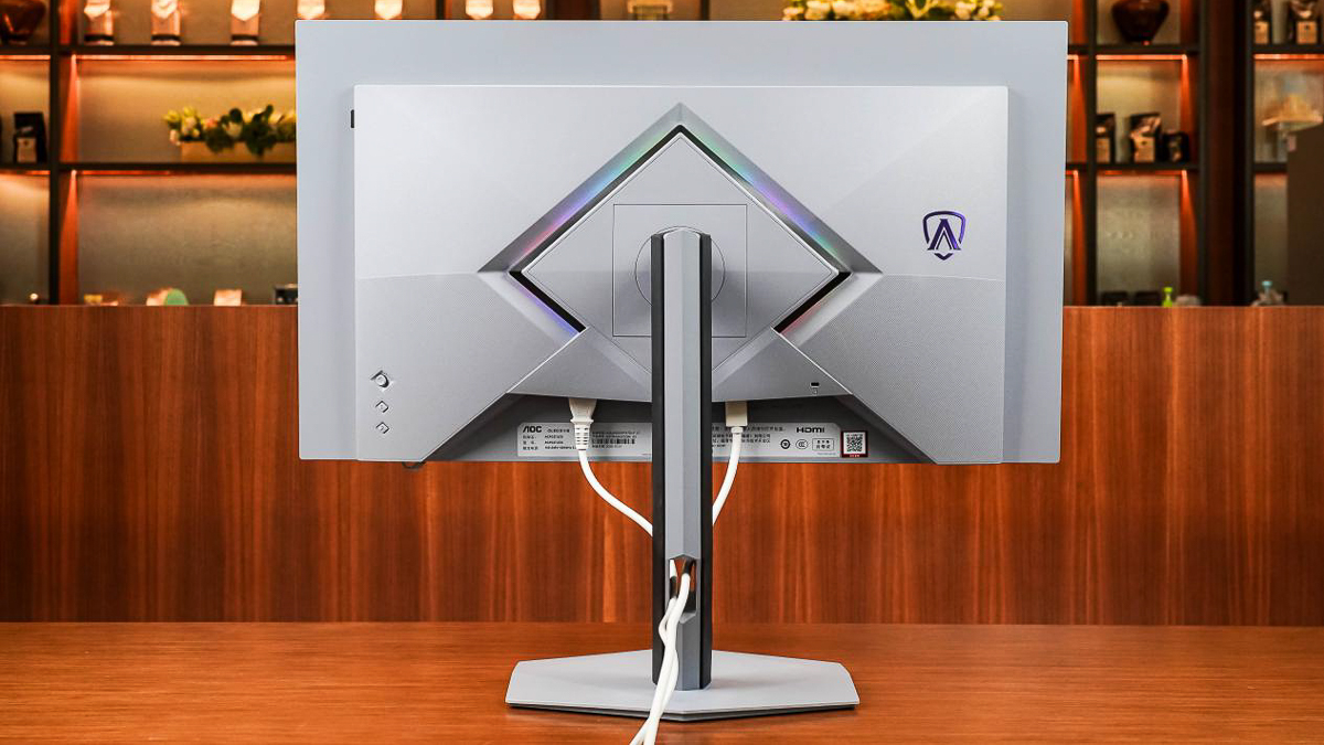 Trên tay AGON AGP327UZD: Màn hình gaming WOLED đẹp xuất sắc, 480Hz siêu tốc, giá 27 triệu