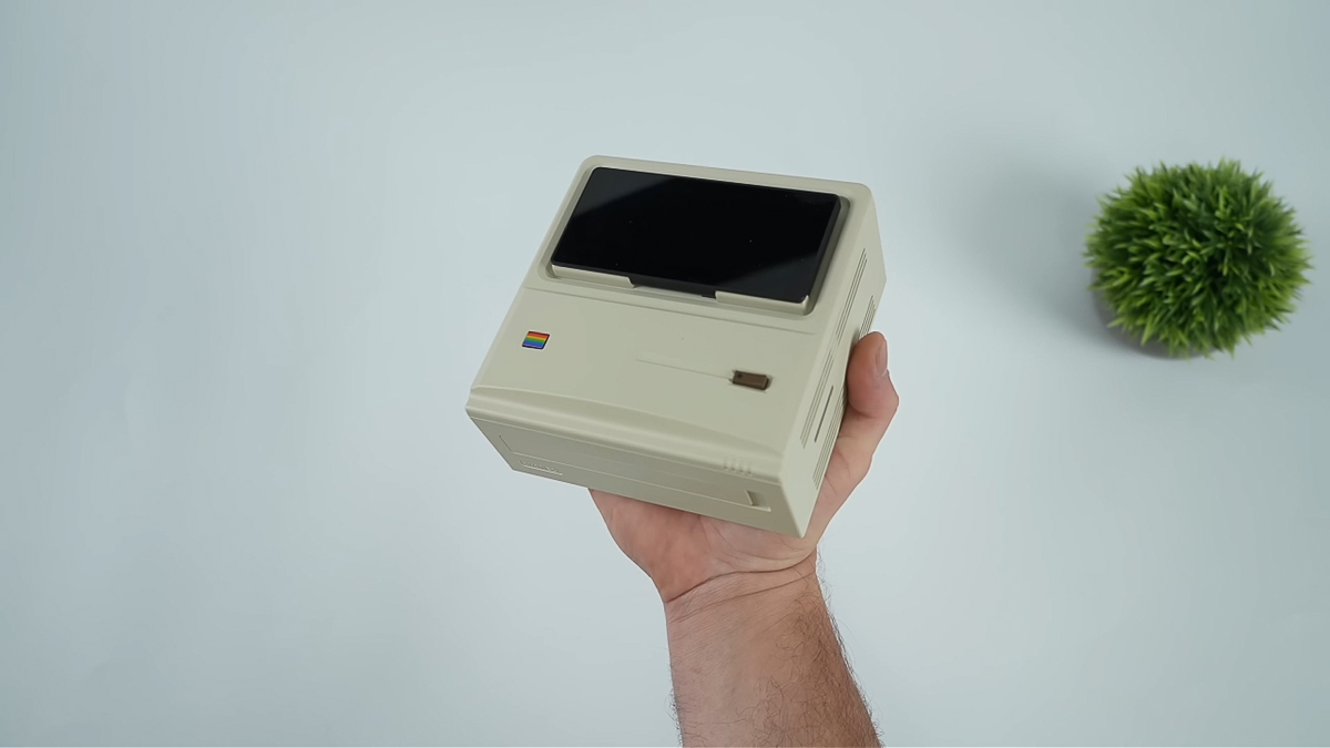 AYANEO AM01S làm cho mình nhớ đến những chiếc Mac Mini M4 của Apple