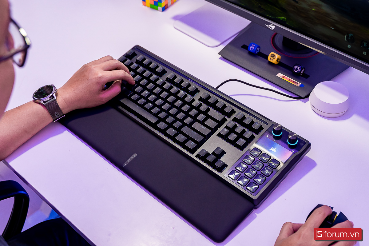 Galleon 100 SD sử dụng khung nhôm CNC nguyên khối cao cấp