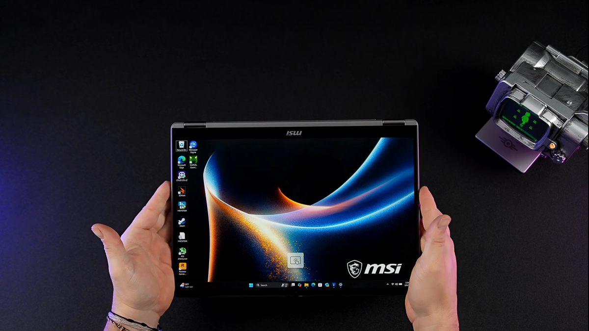 MSI Prestige 14 Flip AI+ trang bị màn hình OLED WUXGA 60Hz