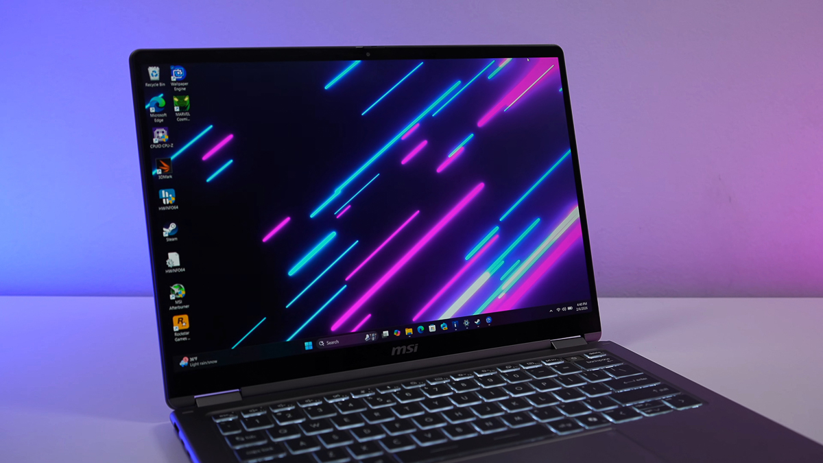 Màn hình OLED của MSI Prestige 14 Flip AI+ có độ sáng khá cao, đẹp rực rỡ
