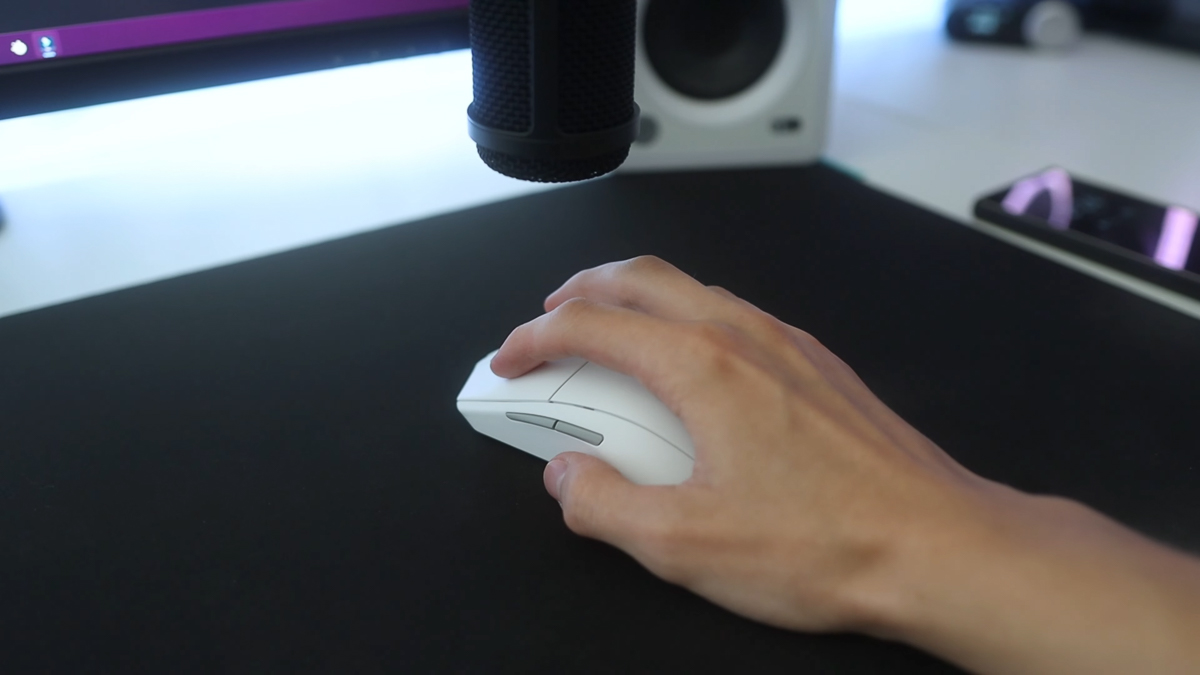 Steelseries Rival 3 Wireless Gen 2 năm nay trang bị 2 chế độ kết nối là 2.4G và Bluetooth