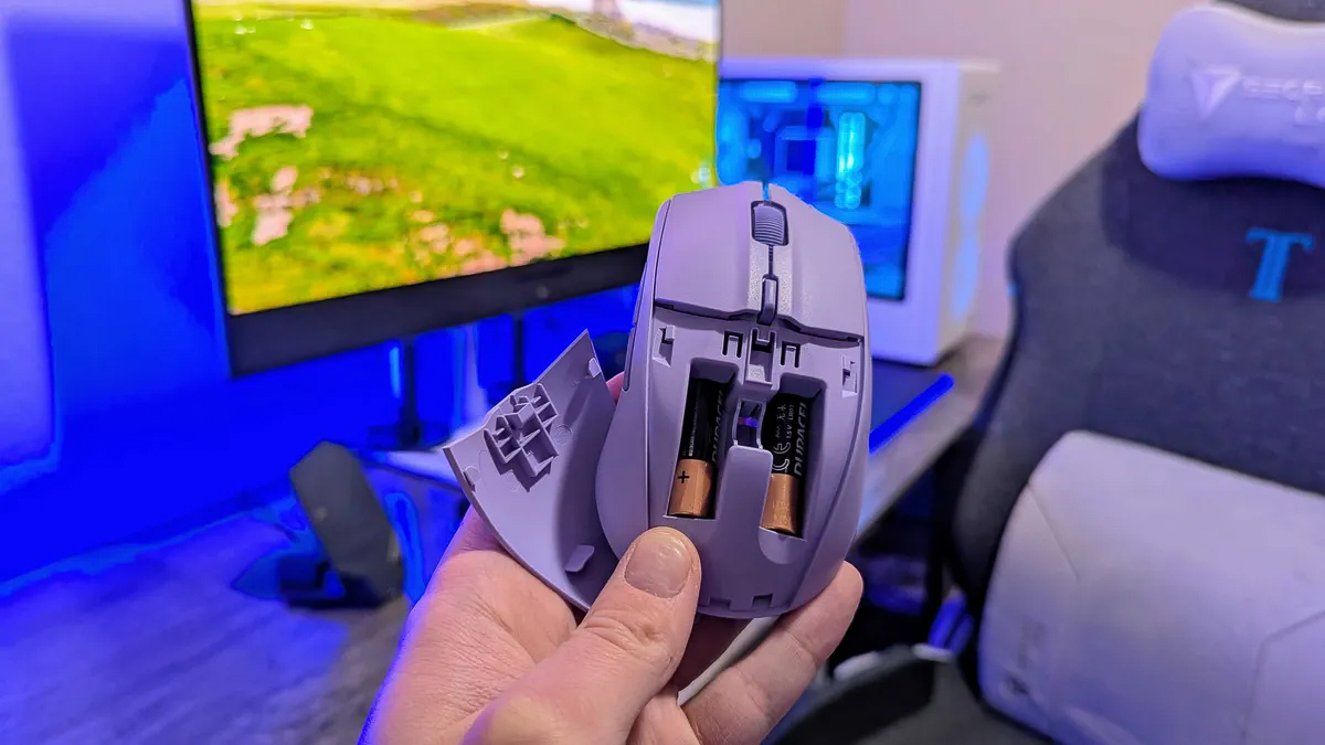 Steelseries Rival 3 Wireless Gen 2 có thời lượng pin 200 tiếng