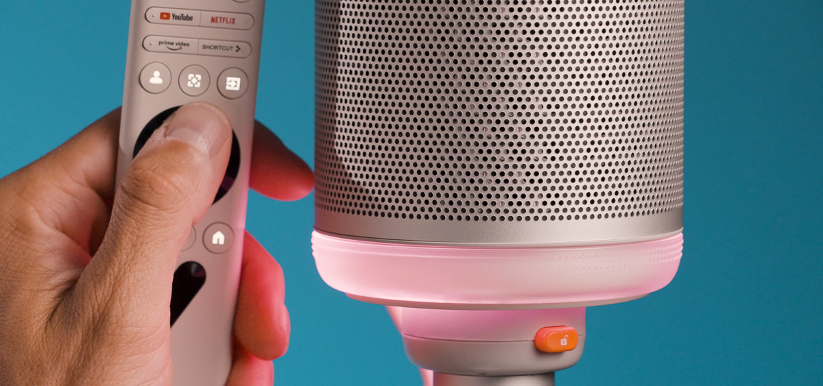 Phần mặt đế còn được làm bằng vật liệu mica mờ, có đèn LED Ambient