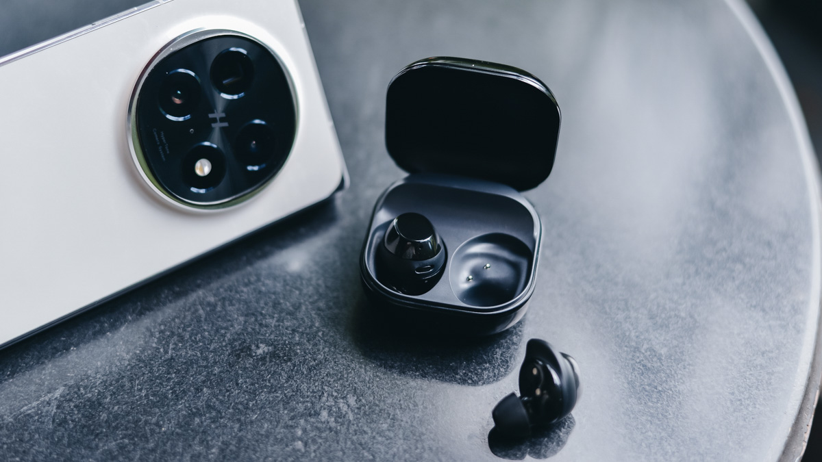 Đánh giá Samsung Galaxy Buds Core: Tai nghe giá rẻ nhưng bất ngờ với chất âm và tính năng! Đánh giá Samsung Galaxy Buds Core: Tai nghe giá rẻ nhưng bất ngờ với chất âm và tính năng!