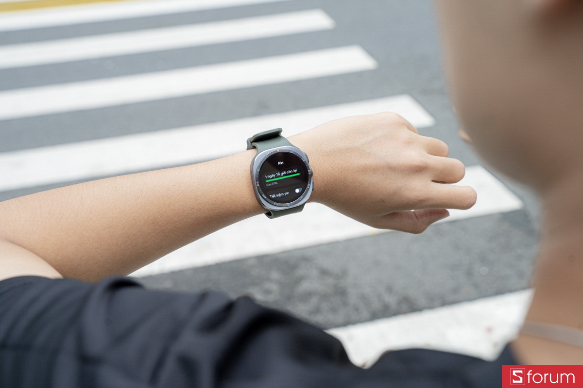 1 ngày chinh phục Galaxy Watch Ultra2 3