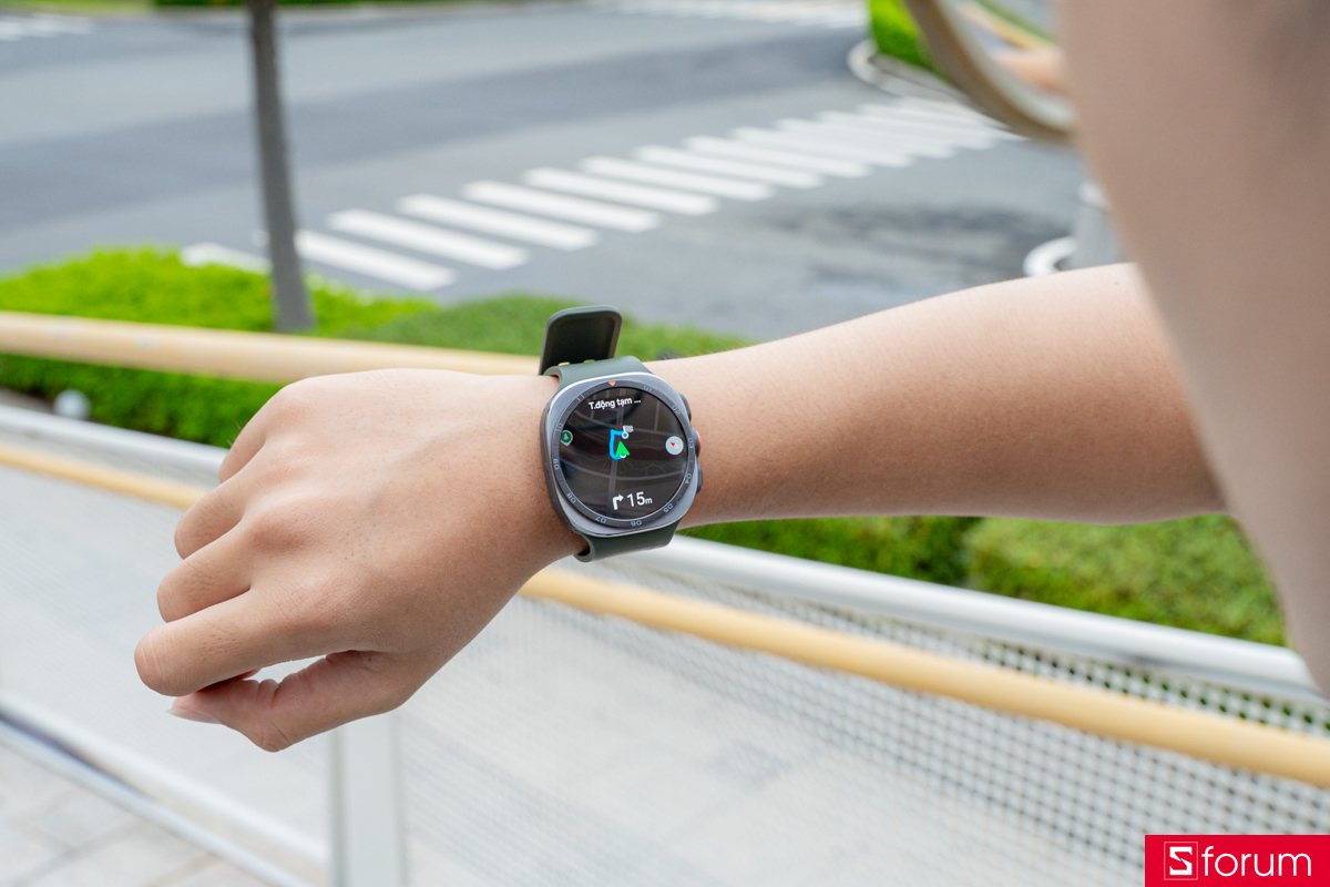 1 ngày chinh phục Galaxy Watch Ultra2 9