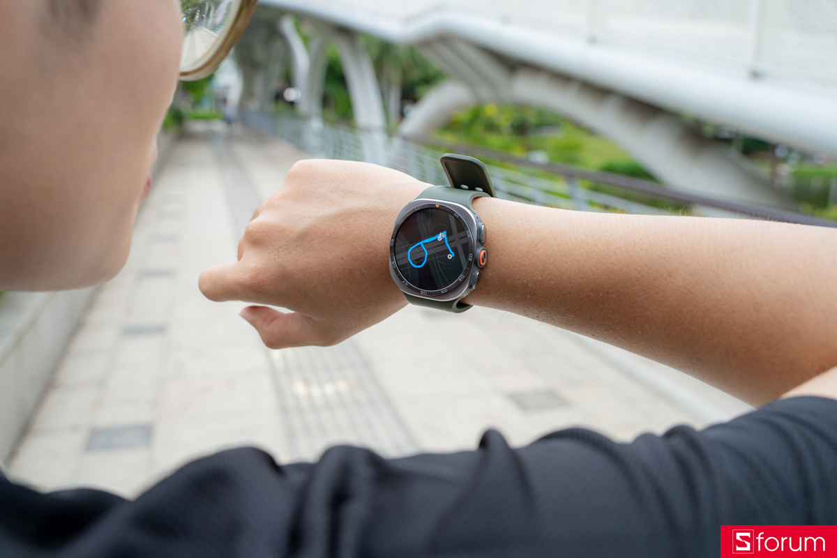 1 ngày chinh phục Galaxy Watch Ultra2 13