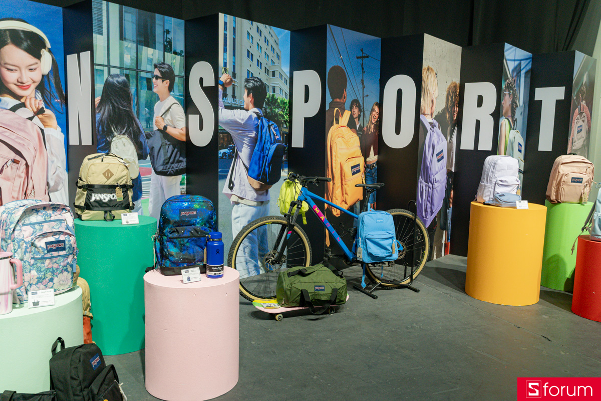 Ra mắt thương hiệu balo túi xách Jansport và Thule tại Việt Nam 2