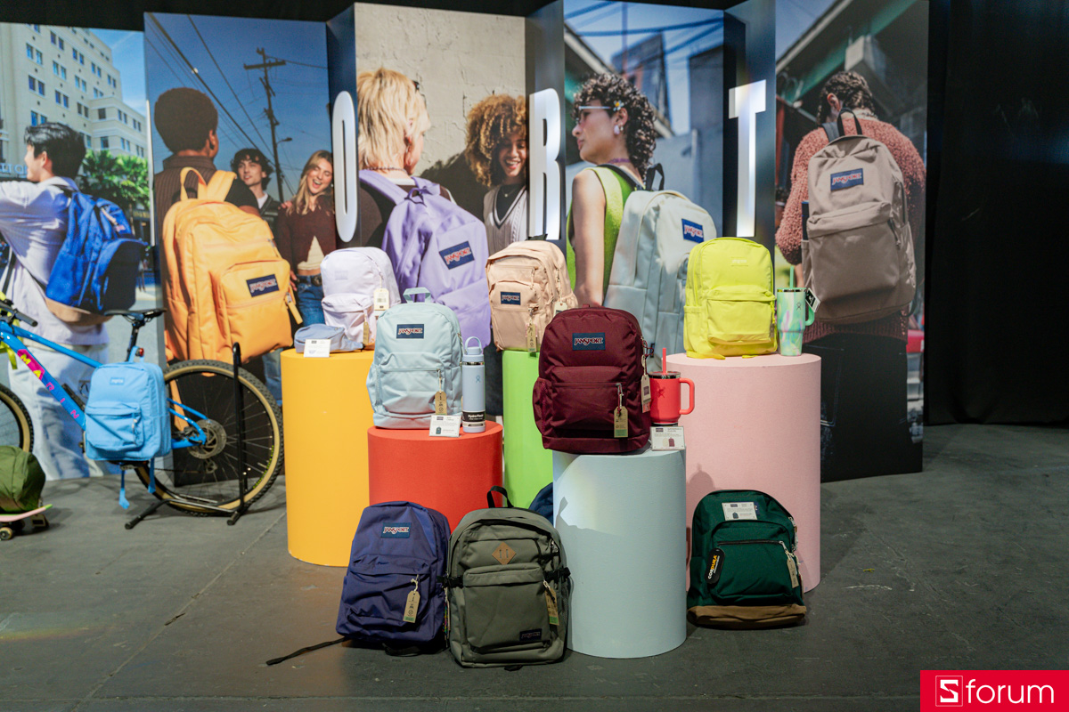 Ra mắt thương hiệu balo túi xách Jansport và Thule tại Việt Nam 19