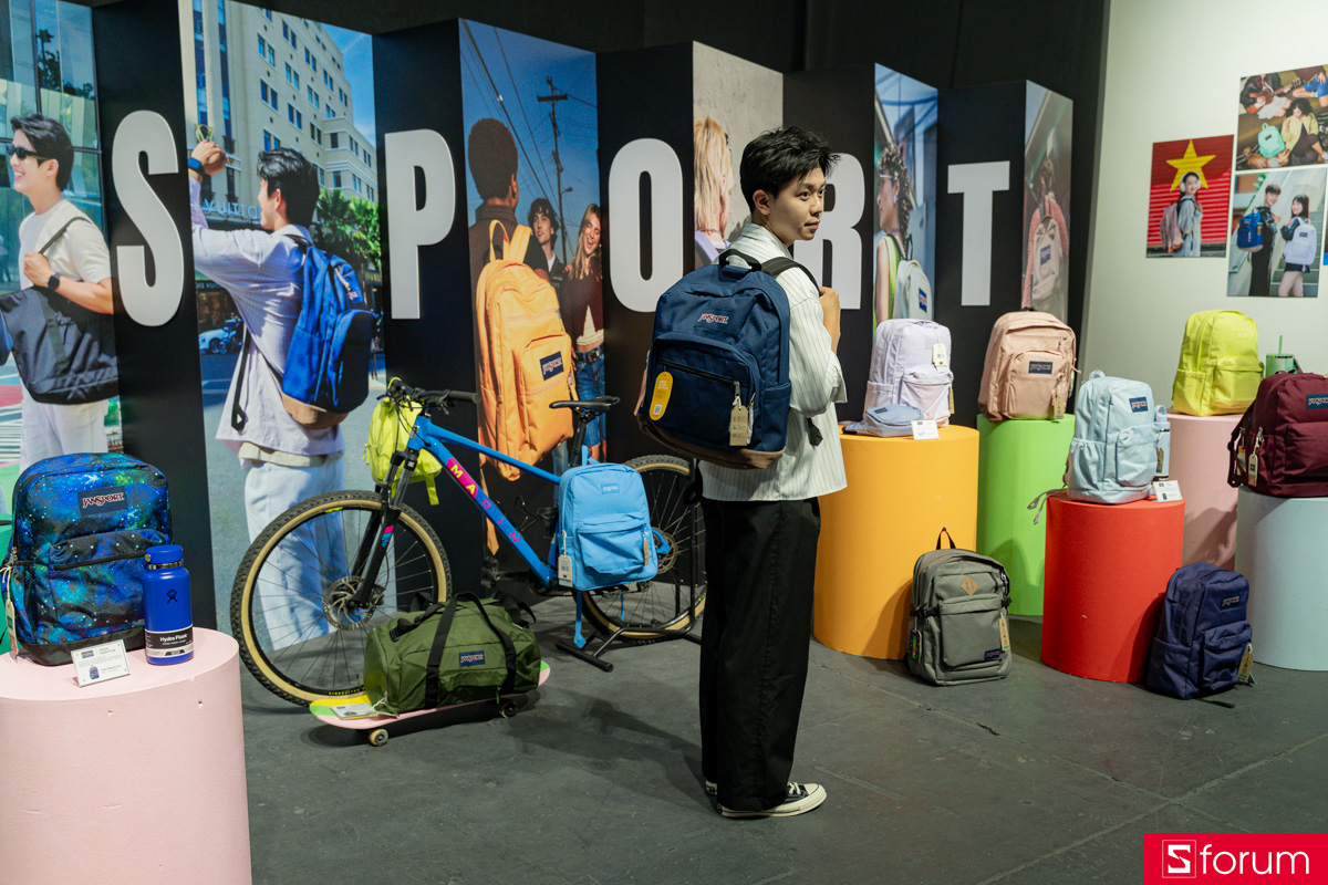 Ra mắt thương hiệu balo túi xách Jansport và Thule tại Việt Nam 11