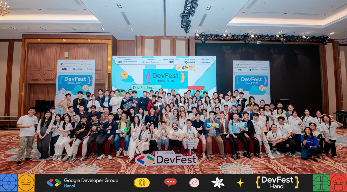 BTC và người tham dự GDG DevFest Hanoi 2025