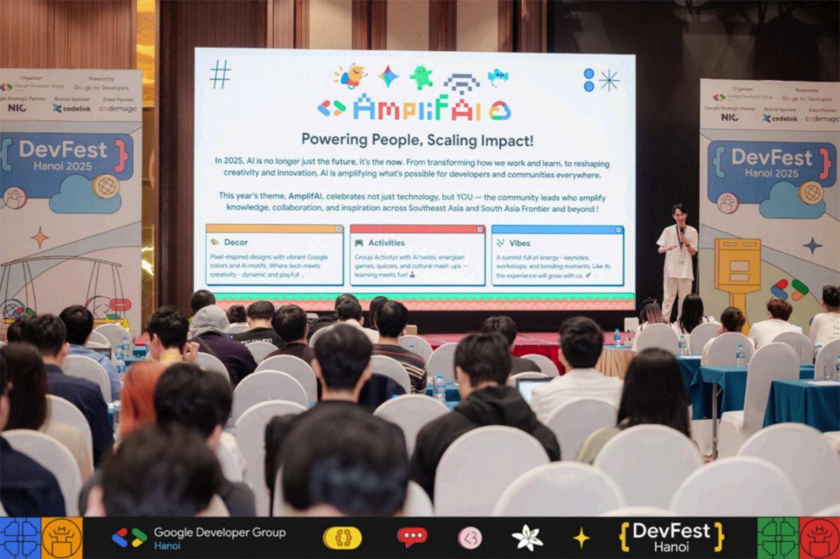 Diễn giả Hoàng Đinh – Tech Lead tại GDG Hanoi, với Tech Talk: Designing Community Systems: From Event Tools to Impact Platforms