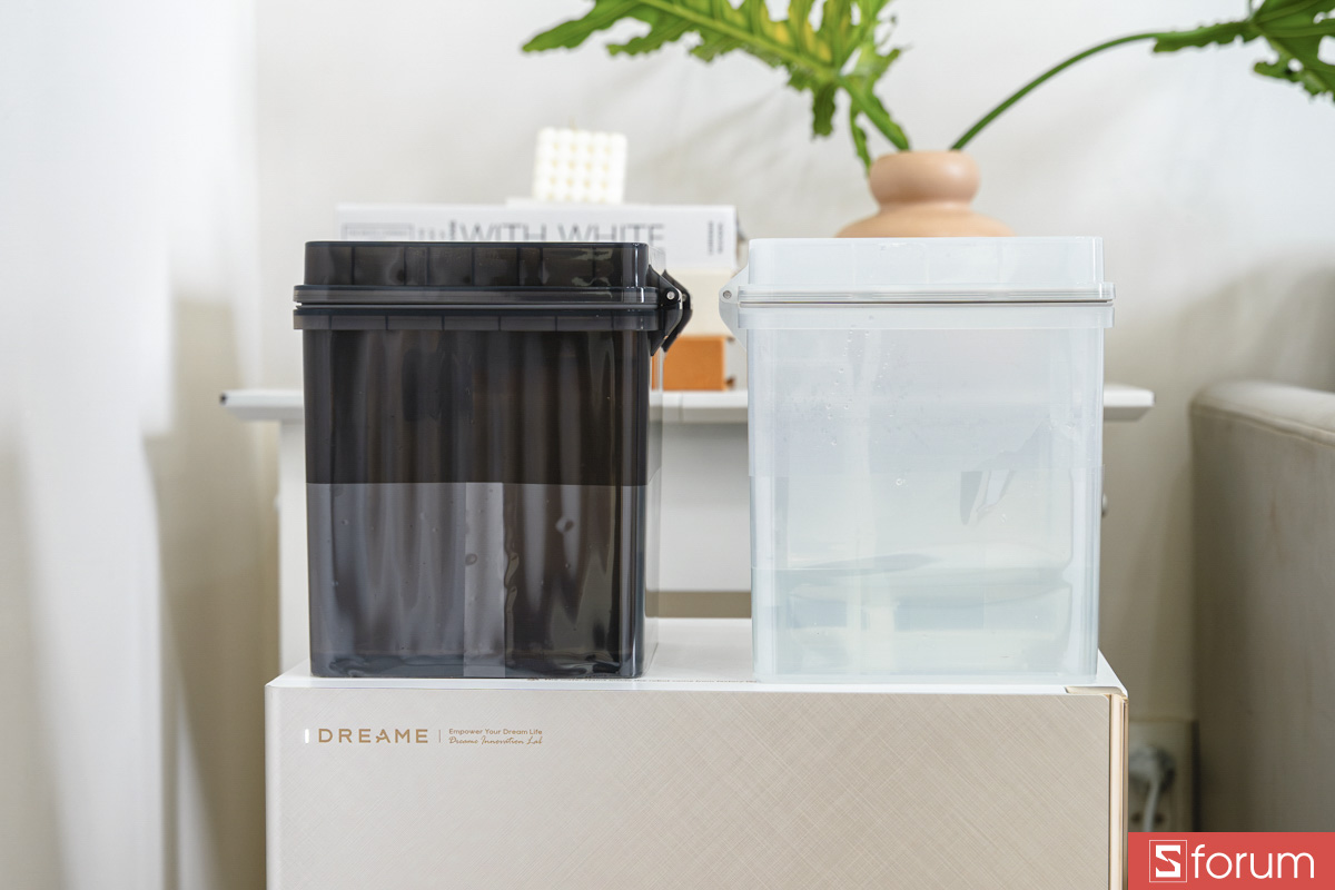 Bình nước sạch và dơ trên Dreame X60 Ultra